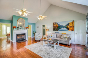 Charming Trenton Home with Mtn Views and Patio!